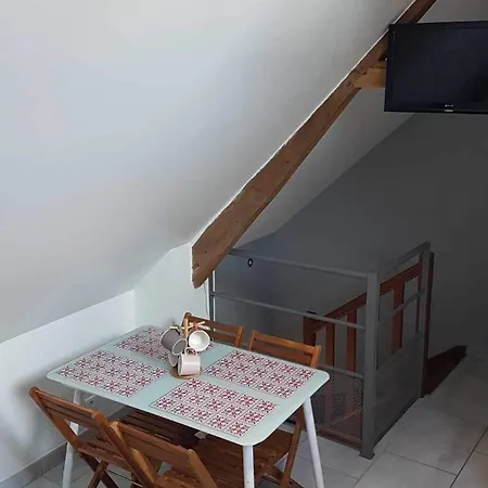 Jade Et Jena Apartment Bazicourt Exterior photo